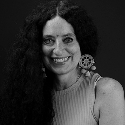 Pūjādevī (Elisa Lepore)