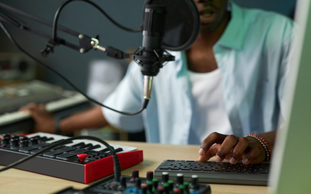 Speaker radiofonici famosi: le voci che hanno fatto la storia della radio