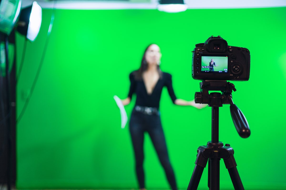 green-screen green-screen-cinema